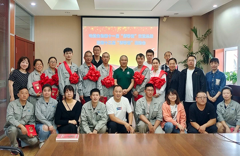 【师带徒活动】“师带徒促成长 凝聚企业正能量”系列报道之365英国上市集团官网生物“师带徒”活动
